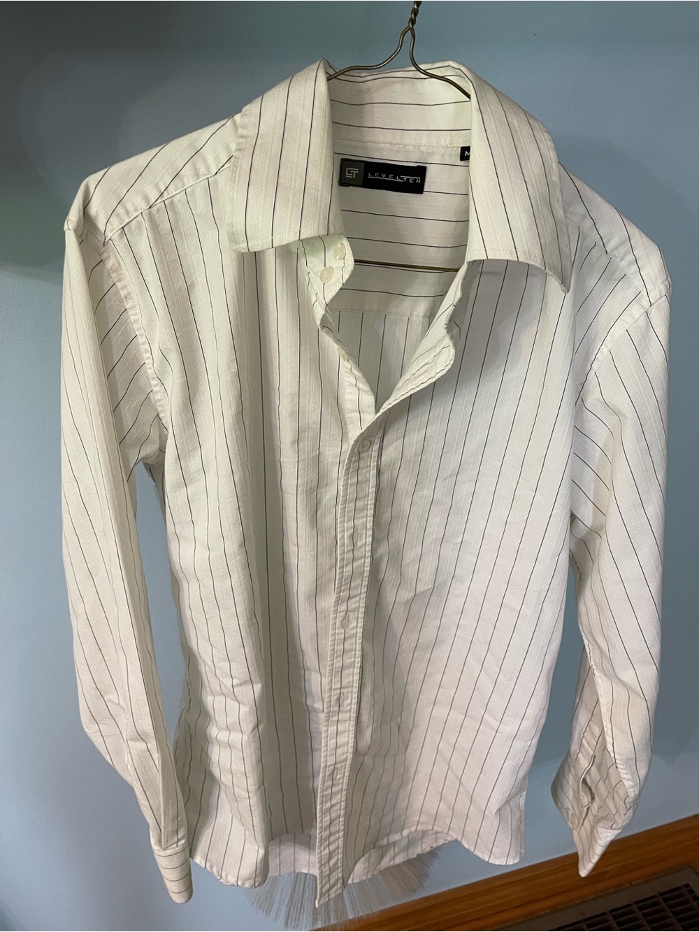 Classic Men's White/gray  Pinstripe button down Shirt. Size Medium
